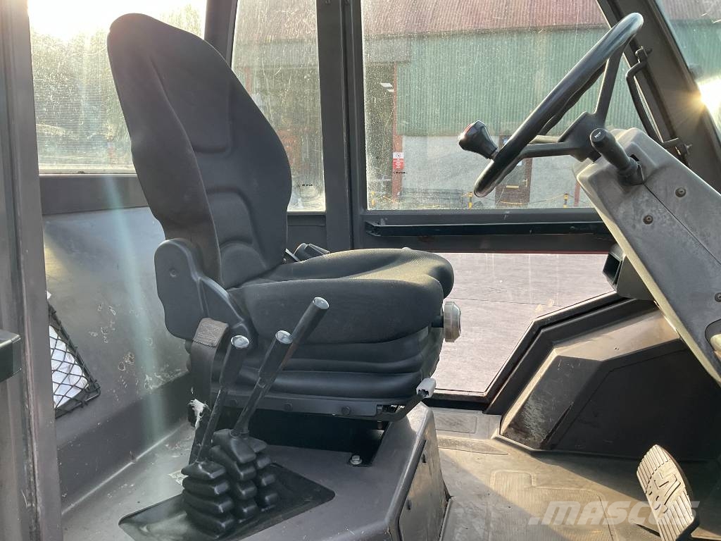 Manitou M50-4 Diesel forklifts