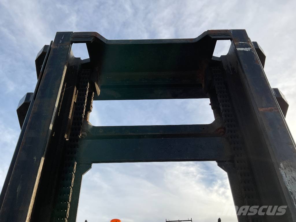 Manitou M50-4 Diesel forklifts