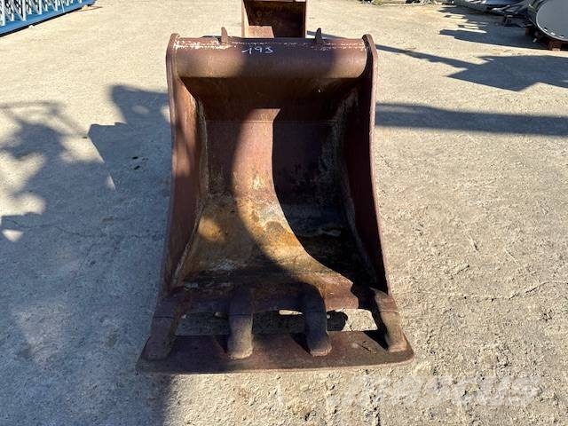 Arden Equipment QA30 - 800 mm Excavator