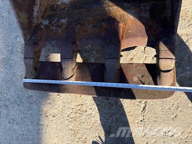 Arden Equipment QA30 - 800 mm Excavator