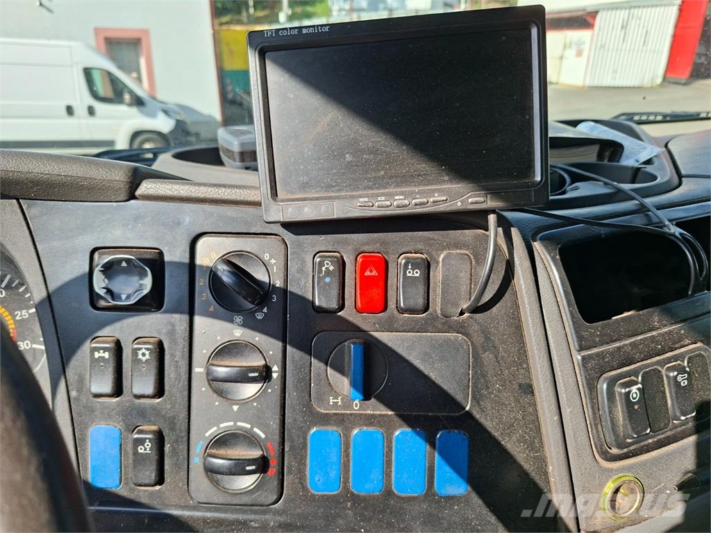 Mercedes-Benz AXOR 2533 L 6X2 새시 운전실 트럭