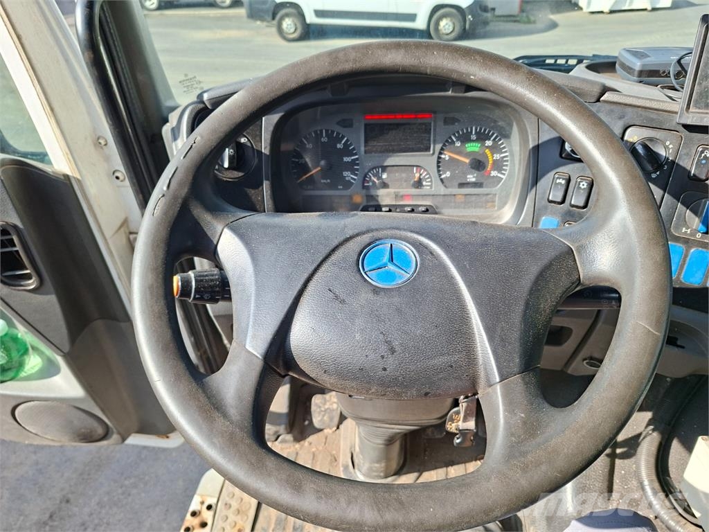 Mercedes-Benz AXOR 2533 L 6X2 새시 운전실 트럭