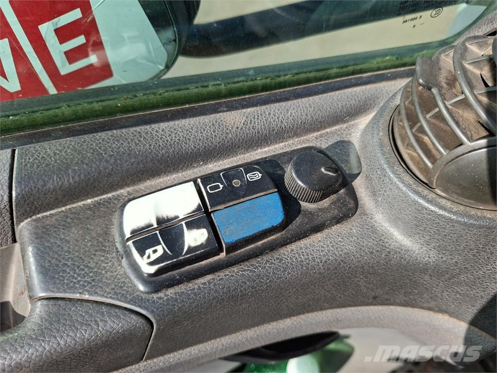Mercedes-Benz AXOR 2533 L 6X2 새시 운전실 트럭