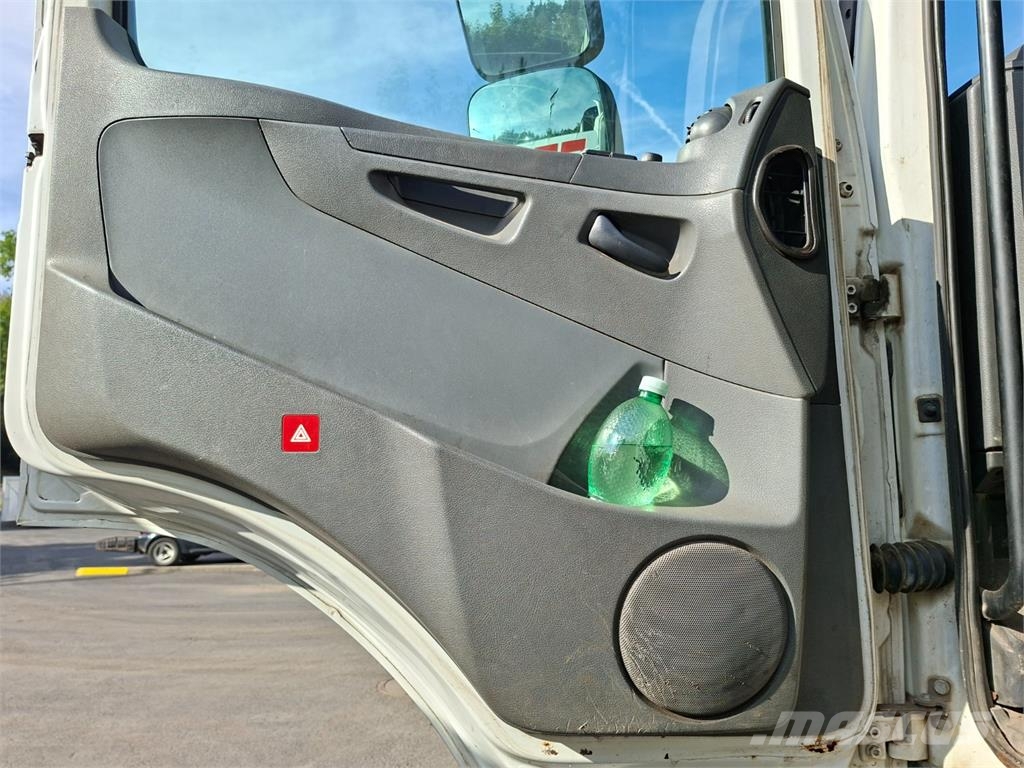 Mercedes-Benz AXOR 2533 L 6X2 새시 운전실 트럭
