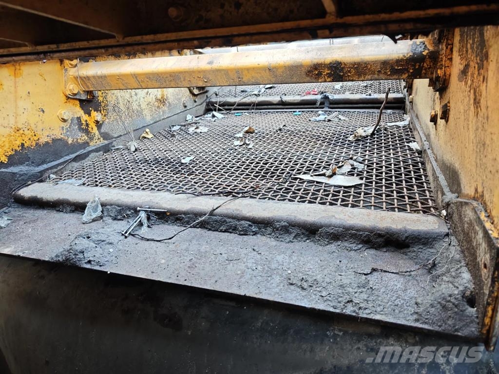 Anaconda DF 410 Tracked Screener Gezer eleyiciler