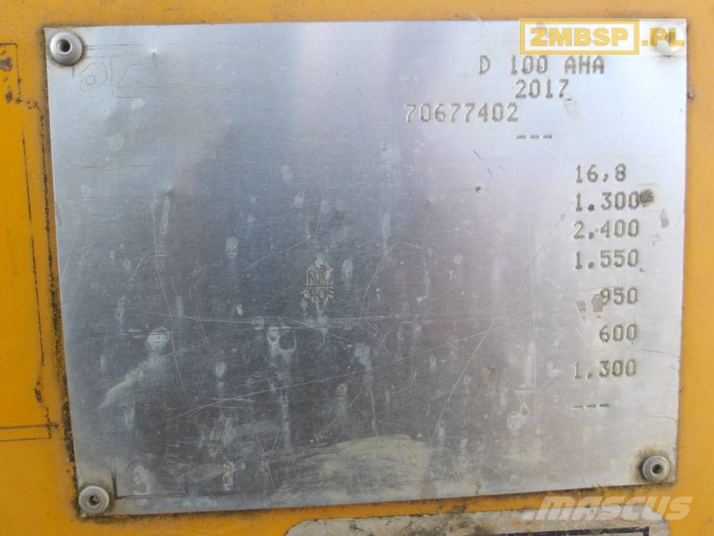 Ausa D 100 AHA عربات نقل قلابة للمواقع