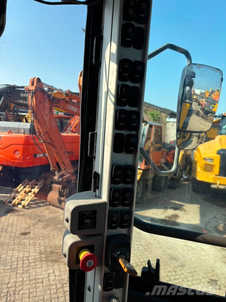 Volvo L 70 H Pale gommate