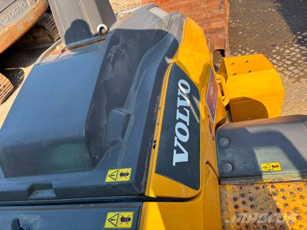 Volvo L 70 H Pale gommate