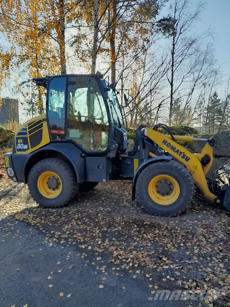 Komatsu WA 80 M Chargeuse sur pneus