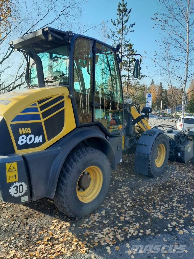 Komatsu WA 80 M Chargeuse sur pneus