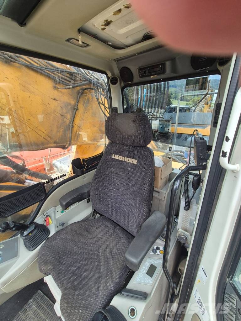 Liebherr R 954 C HD حفارات زحافة