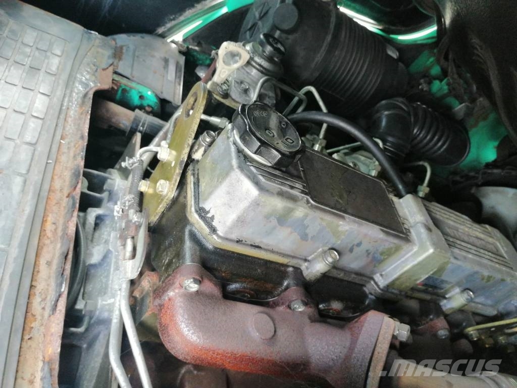 Mitsubishi FD25N Dieselmotviktstruckar