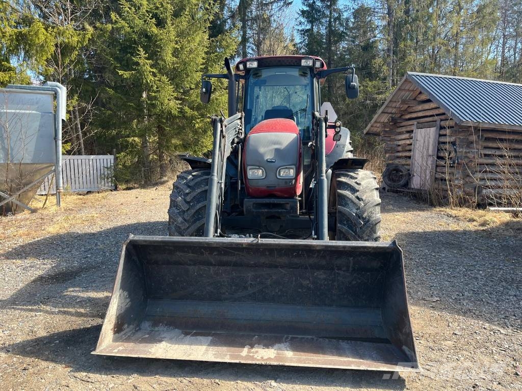Valtra M 130 拖拉机/农用车