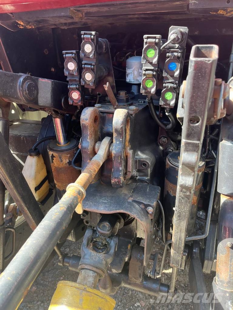 Valtra M 130 拖拉机/农用车