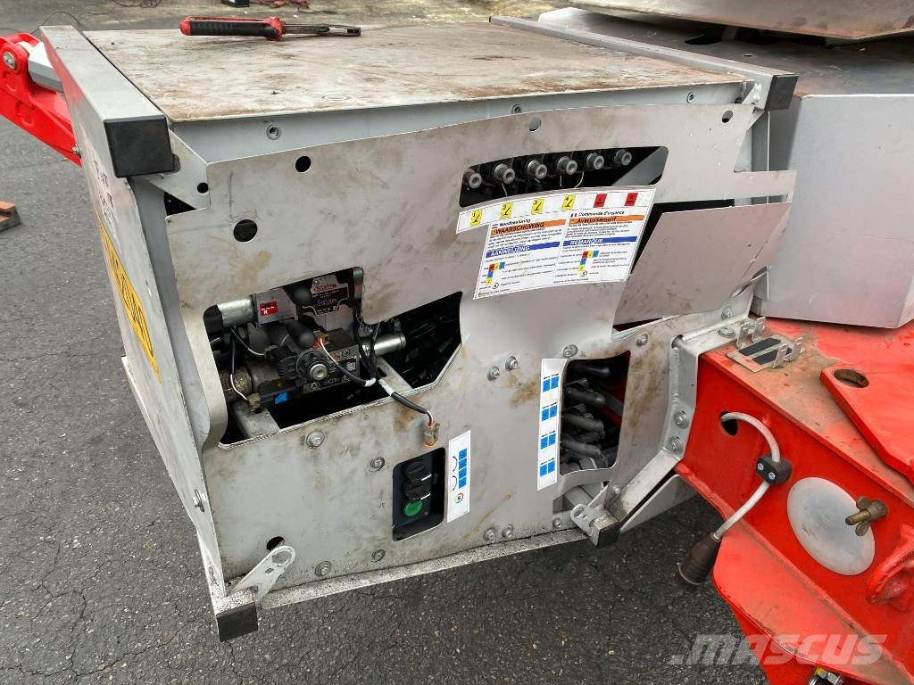 Teupen LEO35T/PLUS a réparer Nacele cu brat telescopic