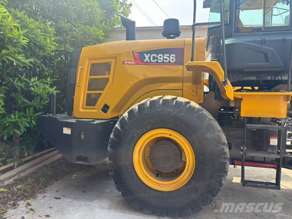 XCMG xc956 Колесни товарачи