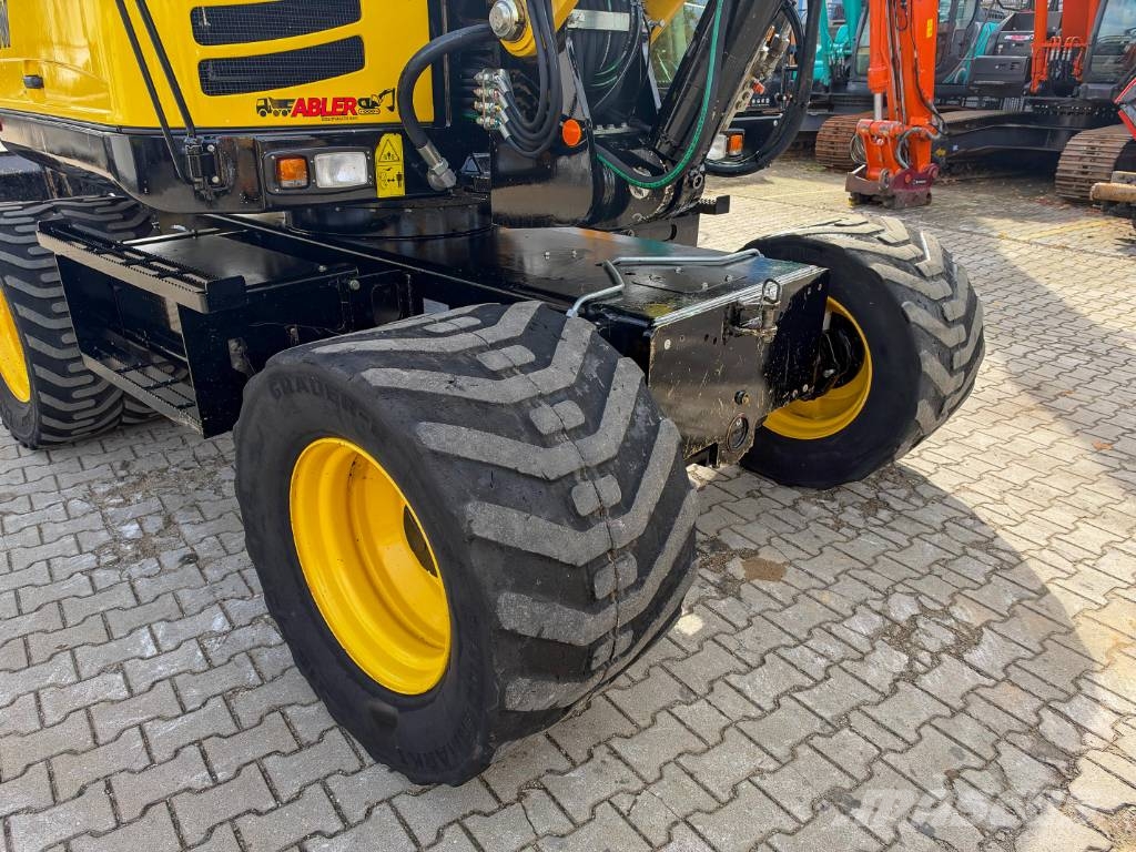 Yanmar B110W Powertilt SW hydr. Kamera Bagri na kolesih