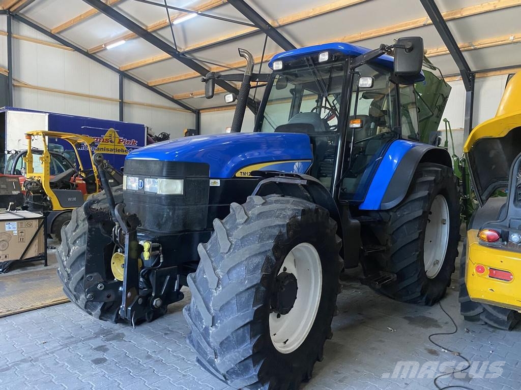 New Holland TM120 Traktorji