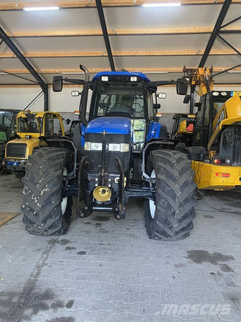 New Holland TM120 Traktorji
