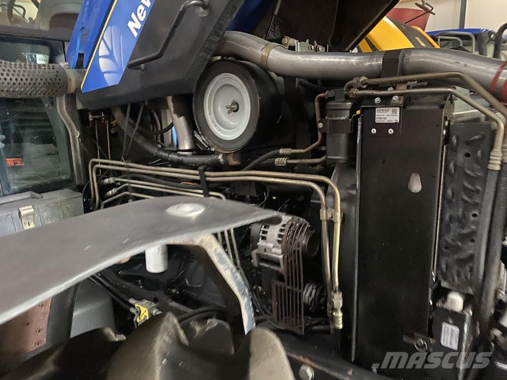 New Holland TM120 Traktorji