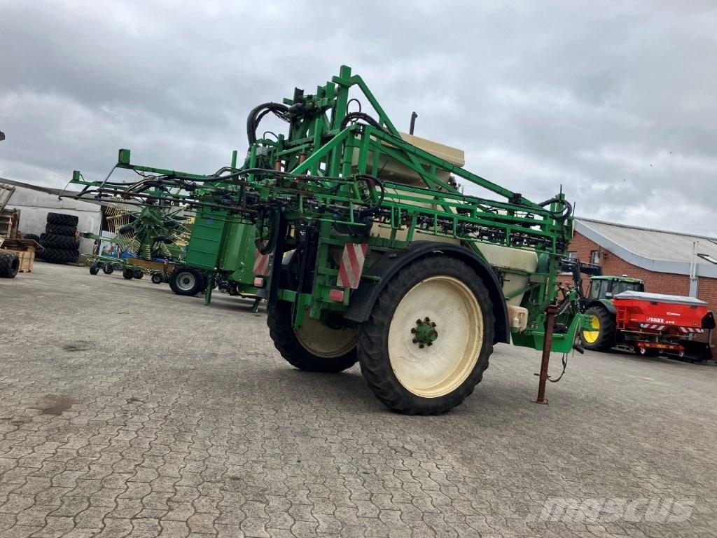 CHD D 3015 Pulverizadores arrastrados
