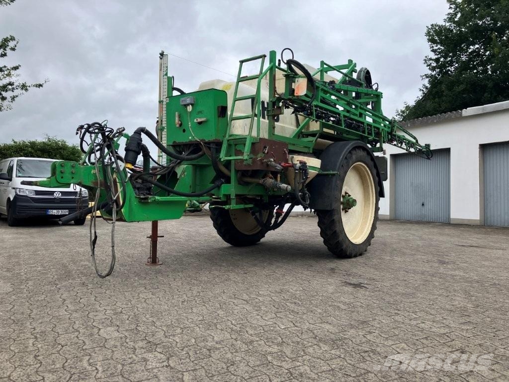 CHD D 3015 Pulverizadores arrastrados