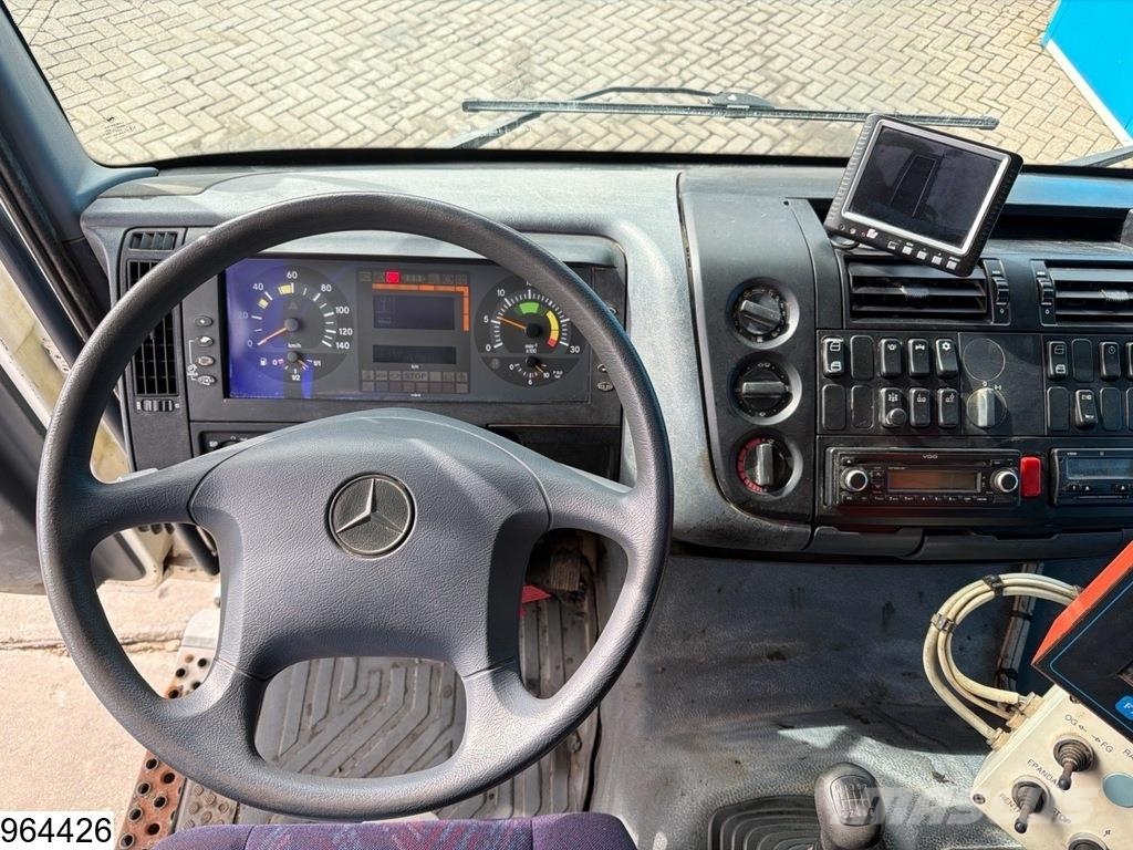 Mercedes-Benz Atego 2533 6x2, PTO, Maxilift, asphalt sprayer Otros camiones