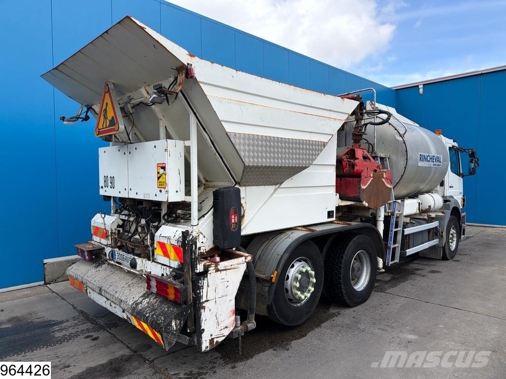 Mercedes-Benz Atego 2533 6x2, PTO, Maxilift, asphalt sprayer Otros camiones