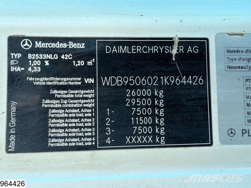 Mercedes-Benz Atego 2533 6x2, PTO, Maxilift, asphalt sprayer Otros camiones