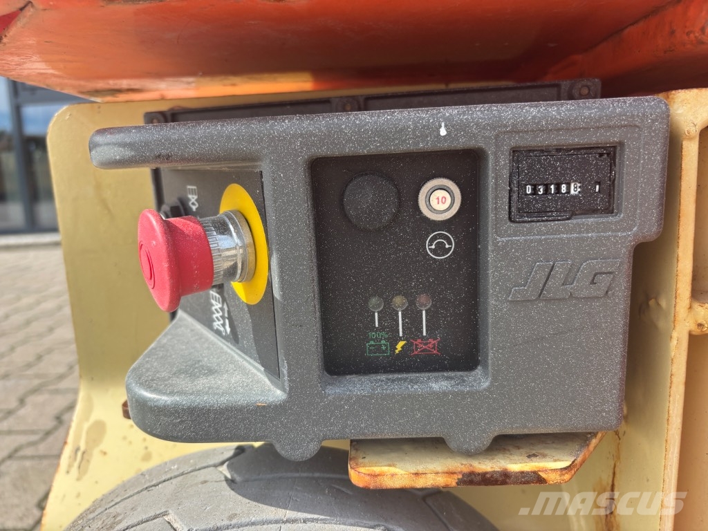 JLG 1230 ES Schaarhoogwerkers
