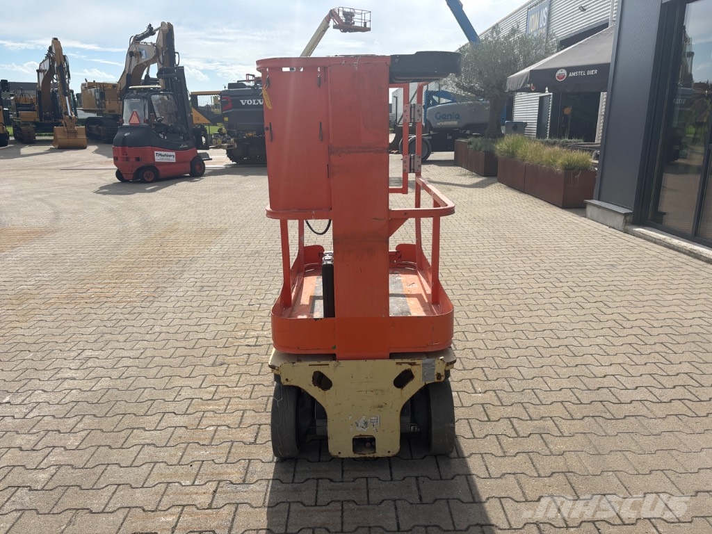 JLG 1230 ES Schaarhoogwerkers