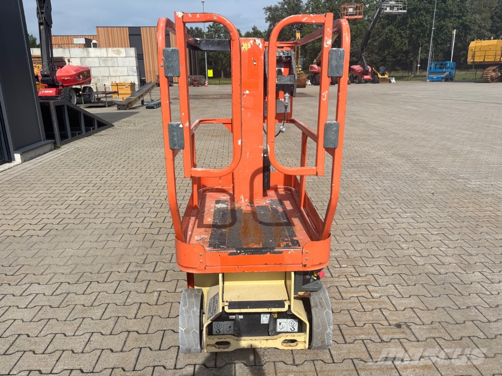 JLG 1230 ES Schaarhoogwerkers