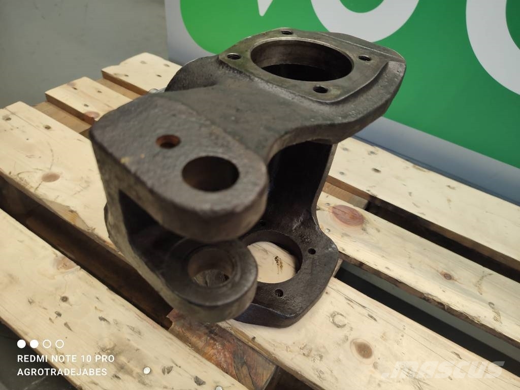 JCB Steering knuckle 458 20483 JCB 527 55 轴