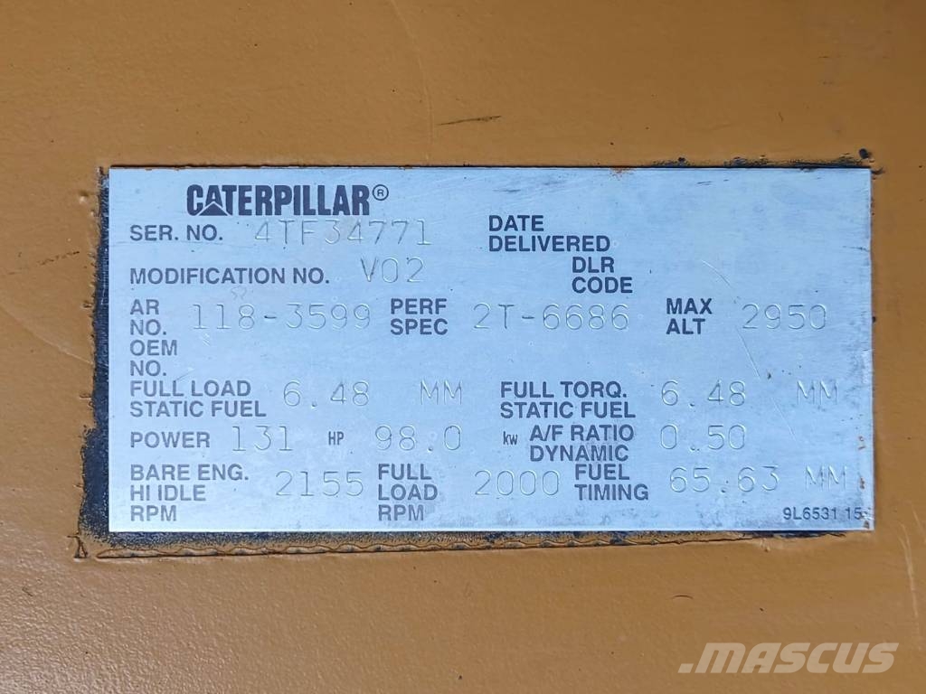 CAT M 318 Wielgraafmachines