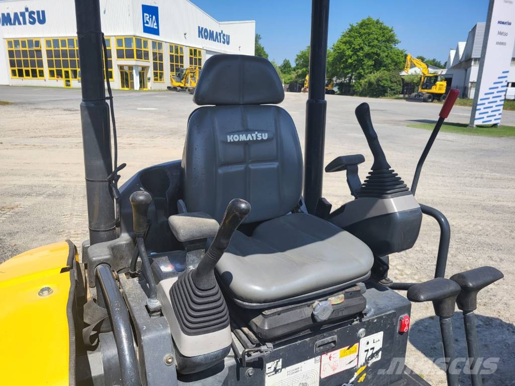 Komatsu PC26MR-5 Minigraafmachines < 7t