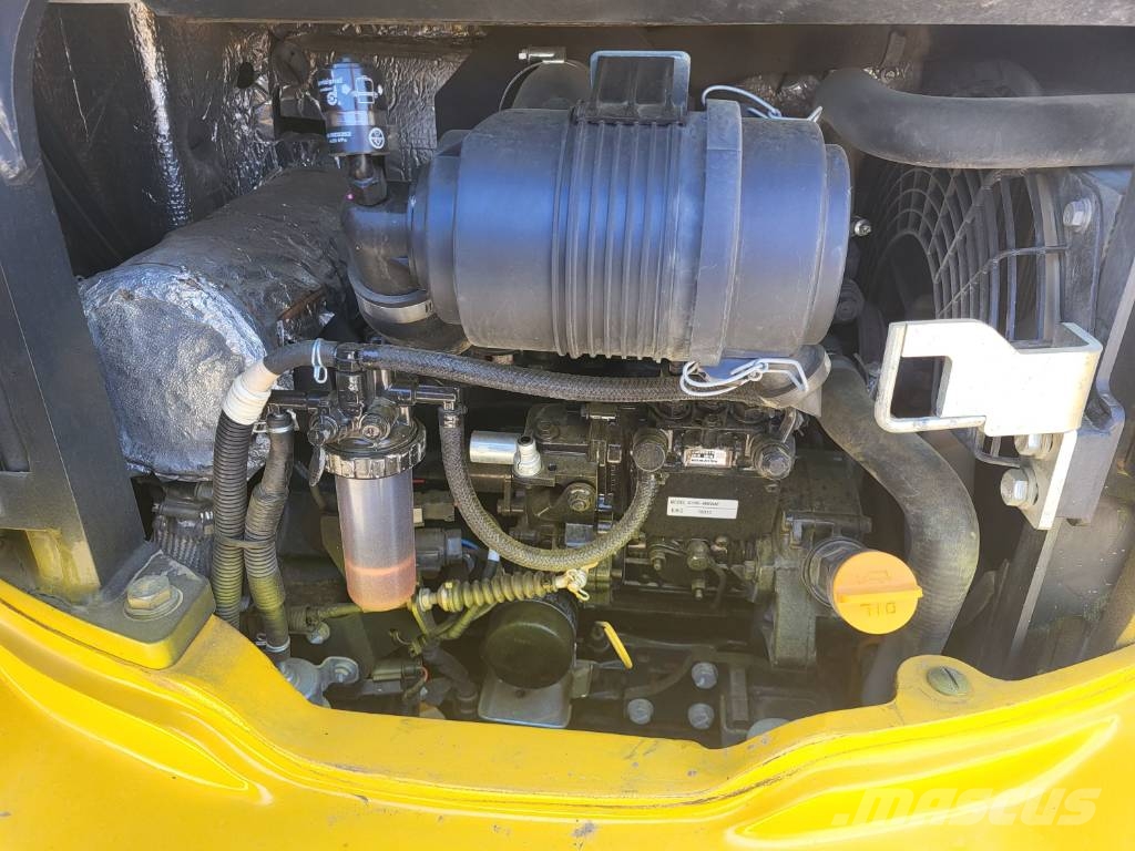 Komatsu PC26MR-5 Mini ekskavatoriai < 7 t