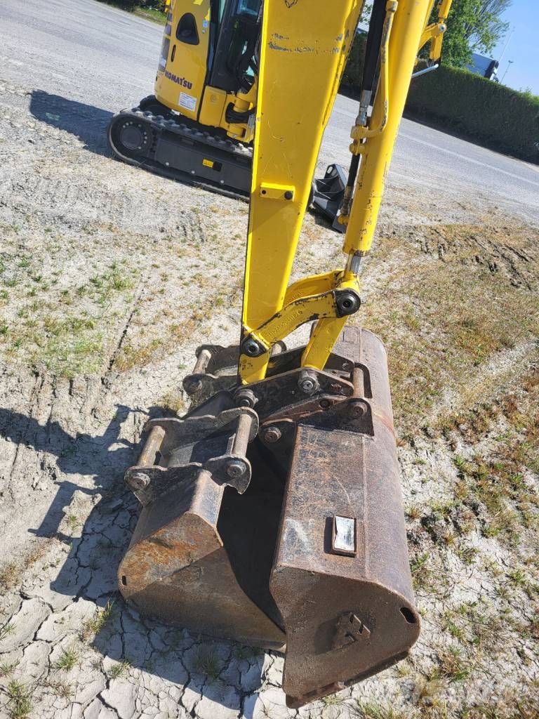 Komatsu PC26MR-5 Mini ekskavatoriai < 7 t