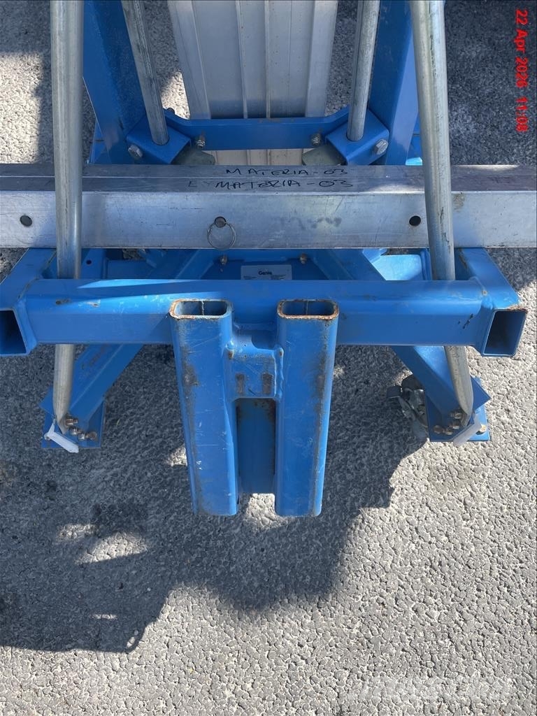 Genie SLA 25 المصاعد والرافعات المادية