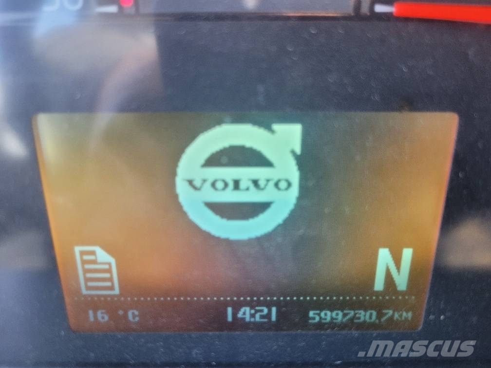 Volvo B8RLE 8900 Tarpmiestiniai autobusai