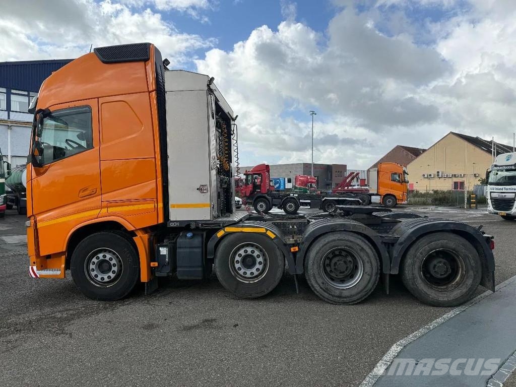 Volvo FH 540 8X4 - 490049 KM - INTARDER TUV 30-06-2026 Vetopöytäautot