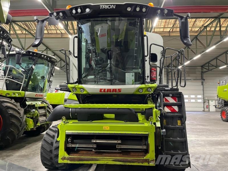 CLAAS TRION 660 TERRA TRAC Combine harvesters
