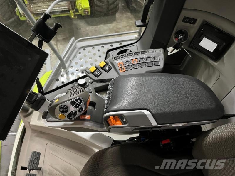 CLAAS TRION 660 TERRA TRAC Combine harvesters