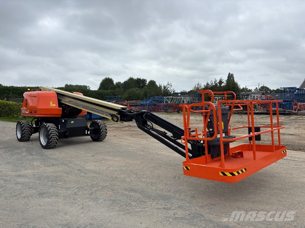 JLG 660 SJ Telescopic boom lifts