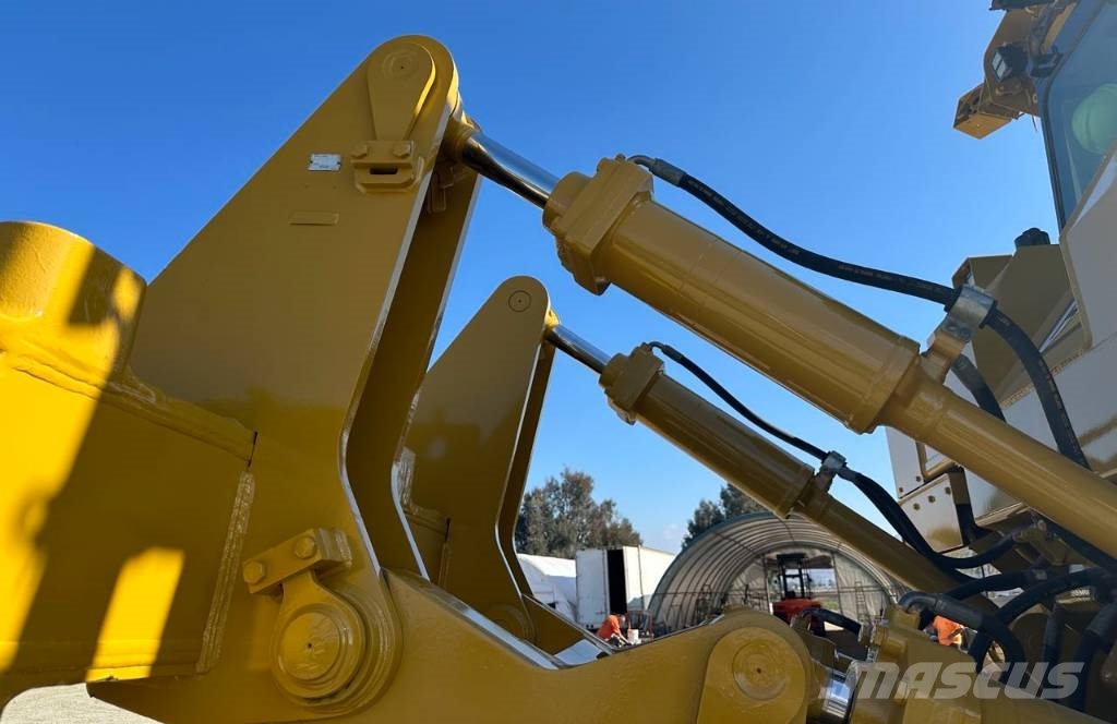 CAT D 9 T Гусеничні бульдозери