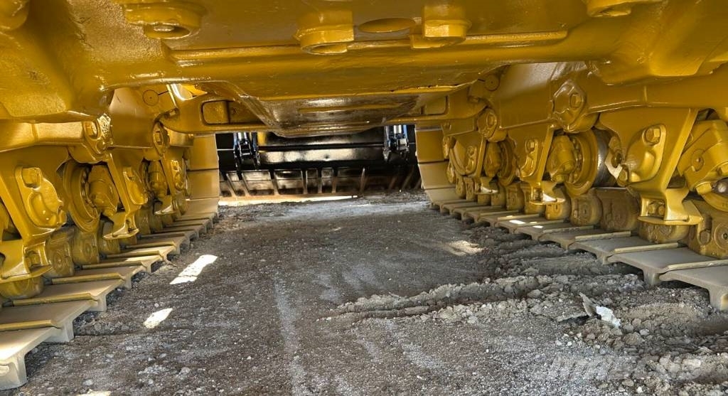 CAT D 9 T Гусеничні бульдозери