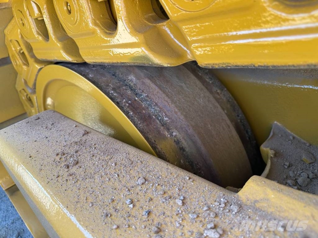 CAT D 9 T Гусеничні бульдозери