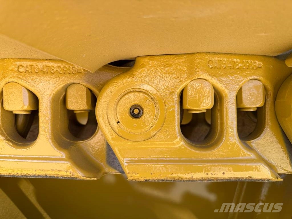 CAT D 9 T Гусеничні бульдозери