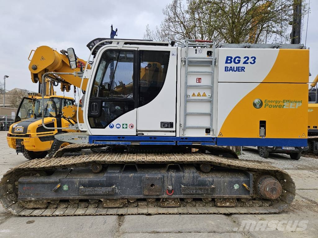 Bauer BG 23 V Zware boorinstallaties