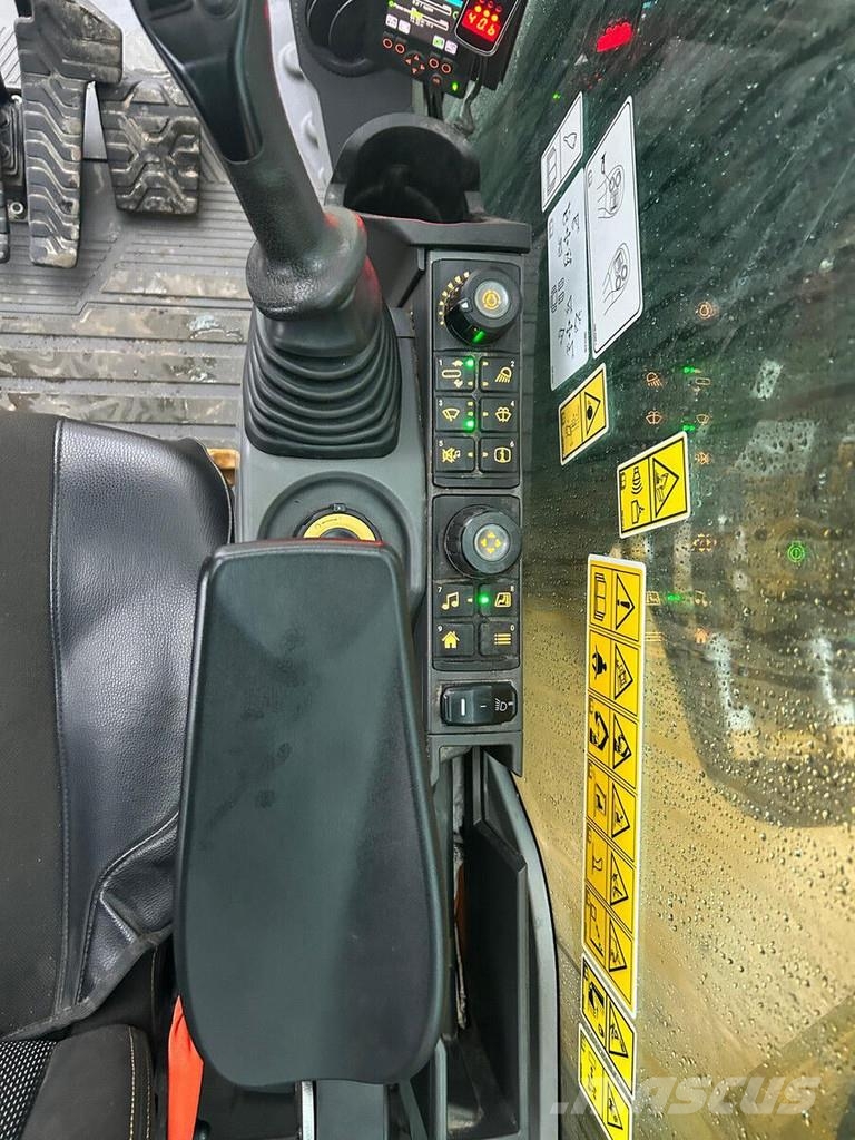 CAT 352 Escavatori cingolati