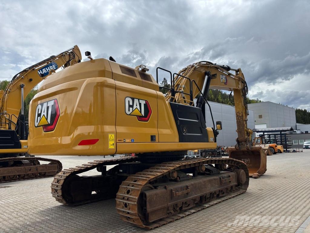 CAT 352 Escavatori cingolati